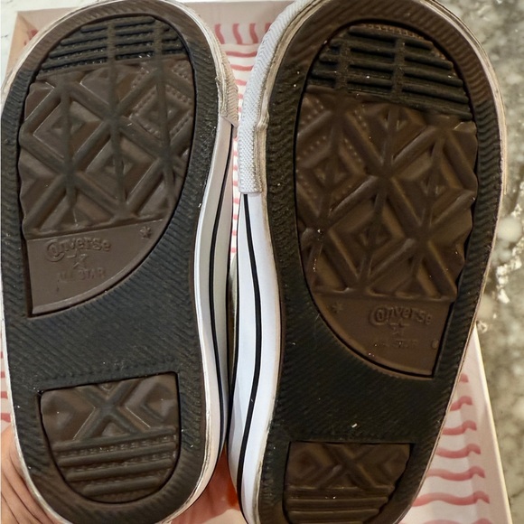 Converse Chuck Taylor Butterfly Velcro Slip-On Shoes Girls Size 6 Toddler - Picture 6 of 6